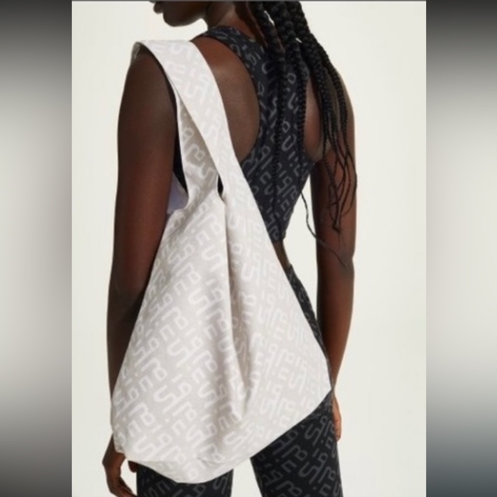 NWOT Sweaty Betty x Halle Berry tote